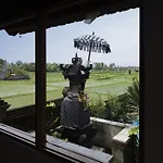 Murni\'S Villa Ligondi